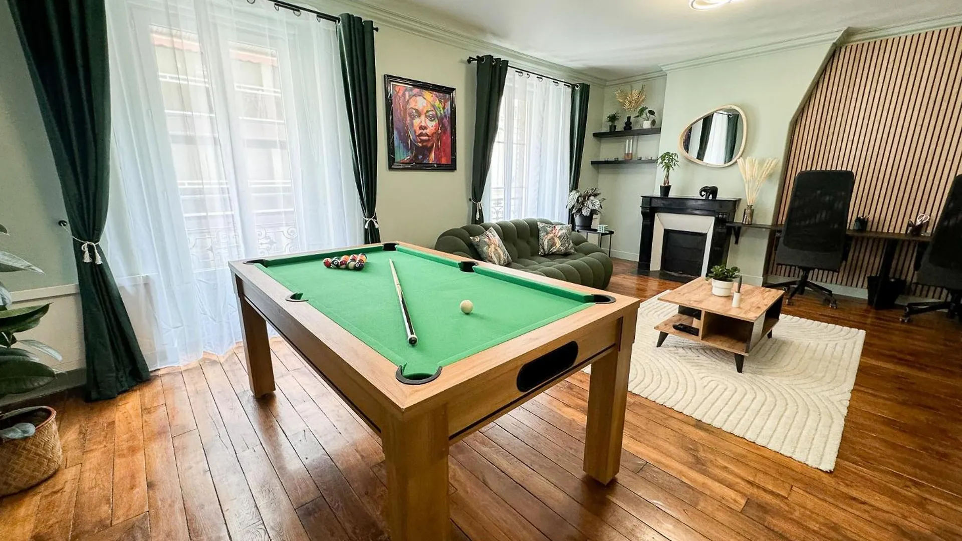 Eiffel Playcation Apartment Paris