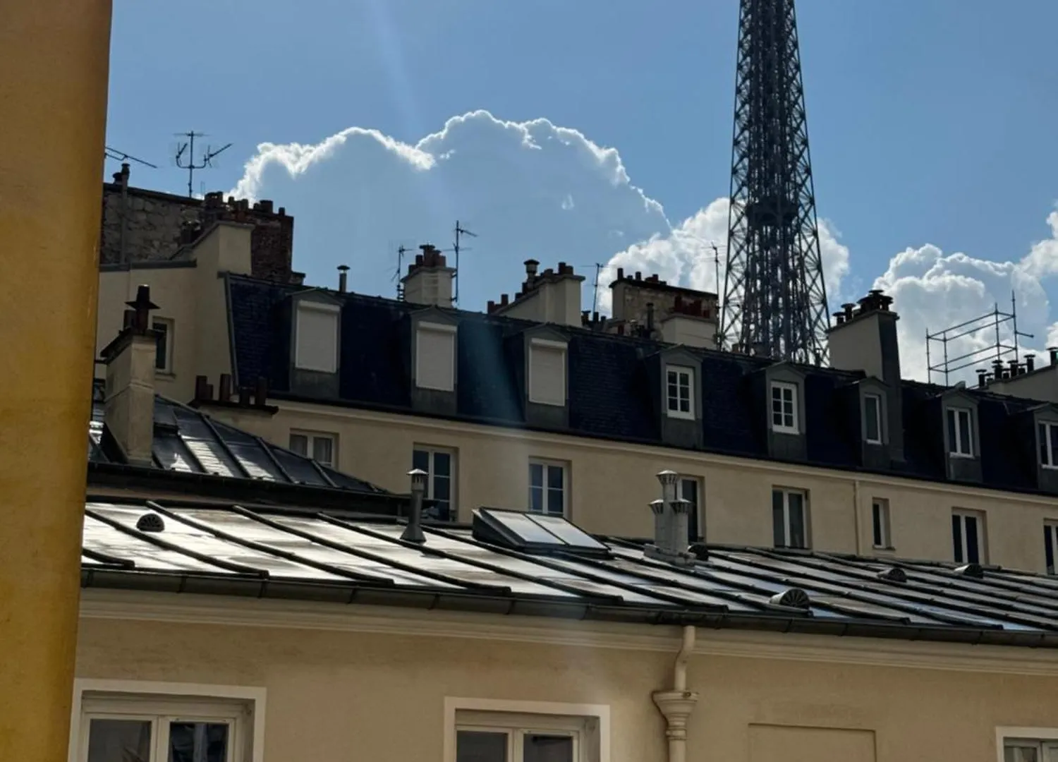 Eiffel Playcation location